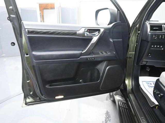 Photo of 2023 Nori Green Pearl Lexus GX 460