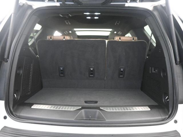 Photo of 2024 Iridescent Pearl Tricoat Chevrolet Tahoe