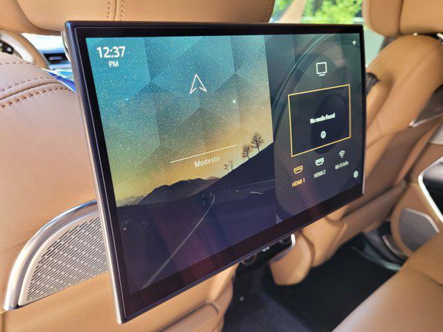 Photo of 2023 Fuji White Land Rover Range Rover