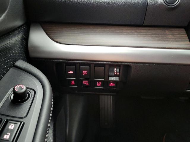 Photo of 2016 Silver Subaru Legacy