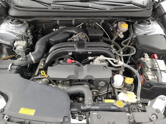 Photo of 2016 Silver Subaru Legacy