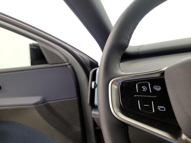 Photo of 2025 Gray Volvo EX30