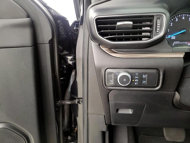 Photo of 2021 Black Ford Explorer
