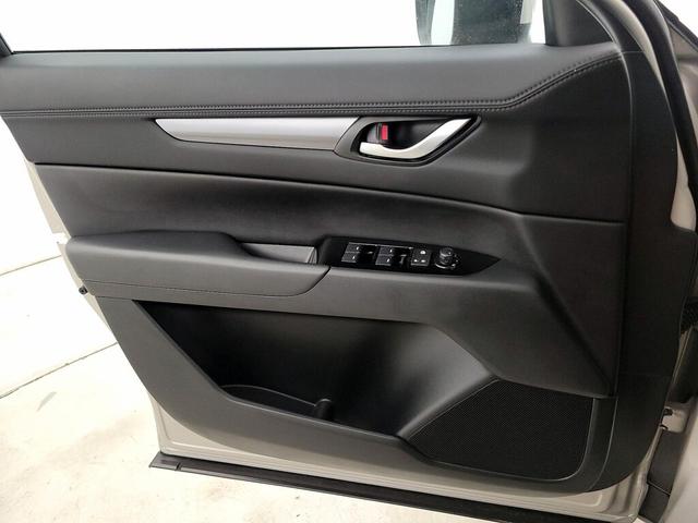 Photo of 2024 Pearl Mazda CX-5