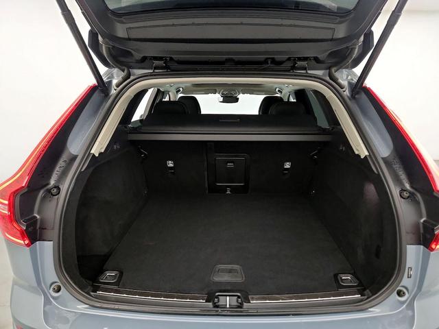 Photo of 2023 Blue Volvo XC60