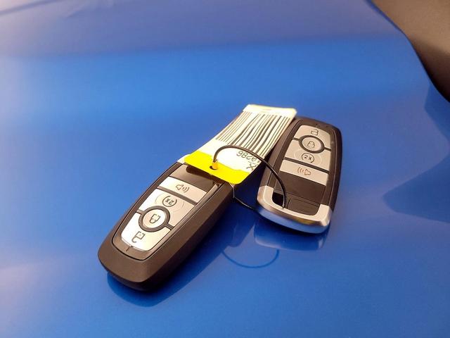 Photo of 2023 Blue Ford Bronco