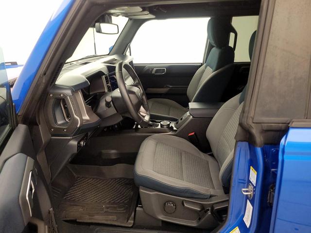Photo of 2023 Blue Ford Bronco