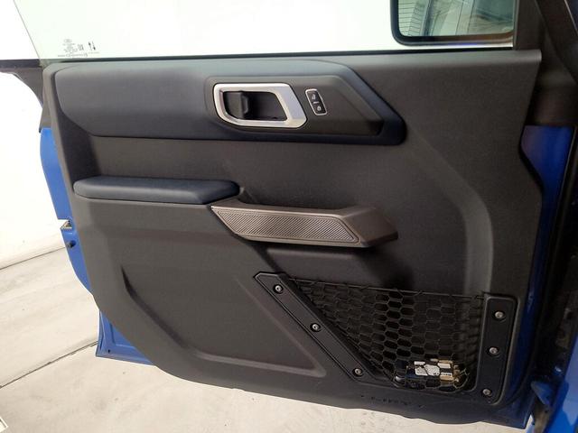 Photo of 2023 Blue Ford Bronco