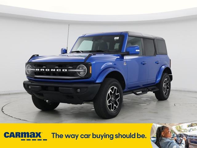 Photo of 2023 Blue Ford Bronco