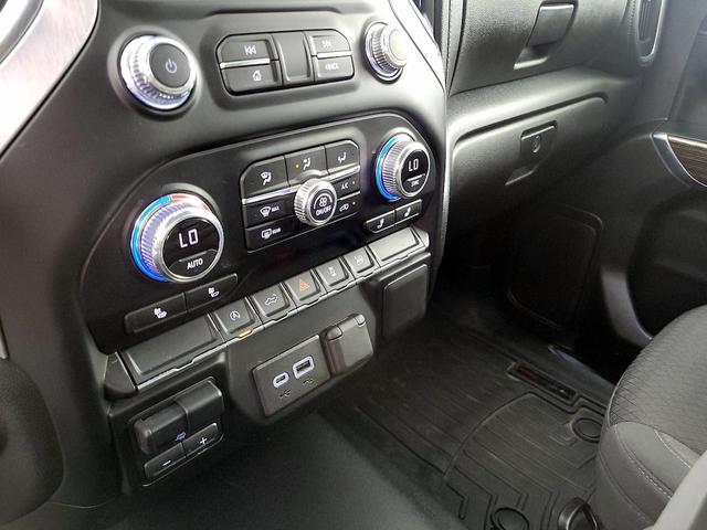 Photo of 2021 Black GMC Sierra 1500