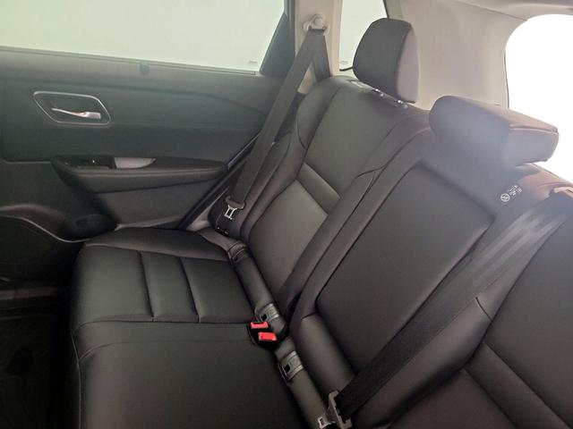 Photo of 2021 Gray Nissan Rogue