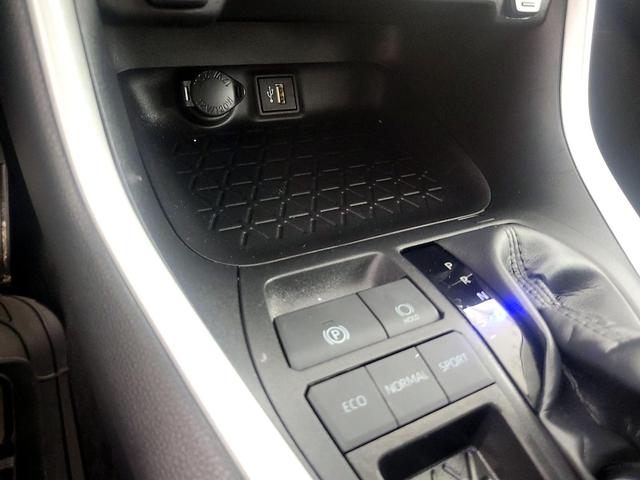 Photo of 2024 Gray Toyota RAV4