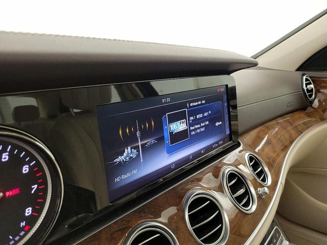 Photo of 2017 White Mercedes-Benz E-Class