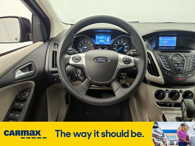 Photo of 2014 Black Ford Focus