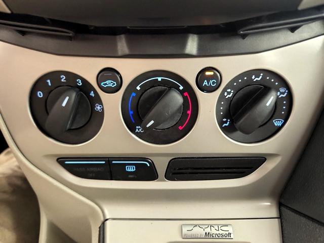 Photo of 2014 Black Ford Focus