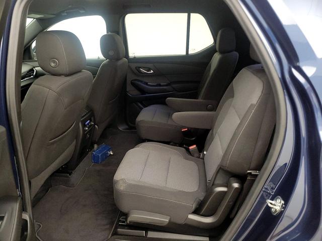 Photo of 2022 Blue Chevrolet Traverse