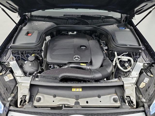 Photo of 2020 Blue Mercedes-Benz GLC 300