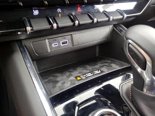 Photo of 2024 Silver GMC Canyon