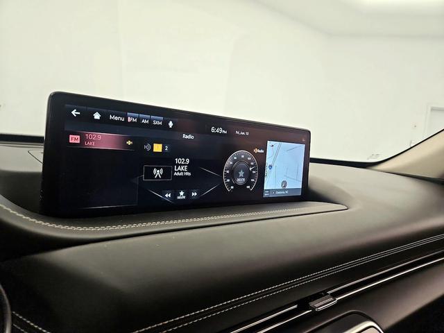 Photo of 2021 Gold Genesis GV80