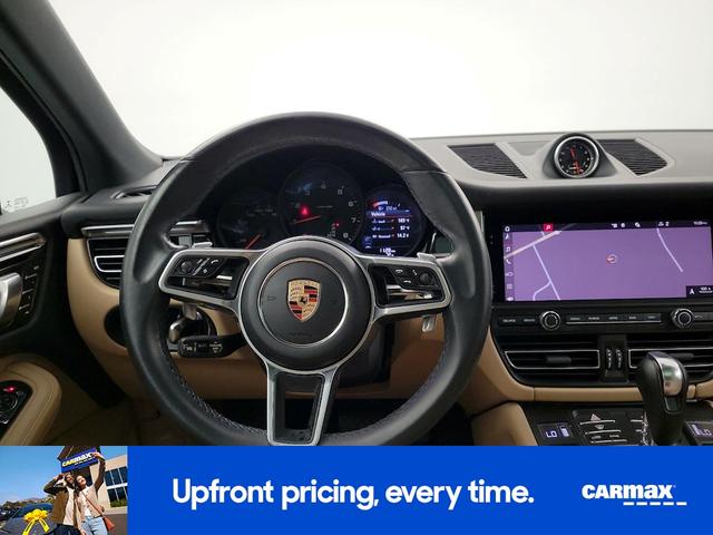 Photo of 2019 Black Porsche Macan