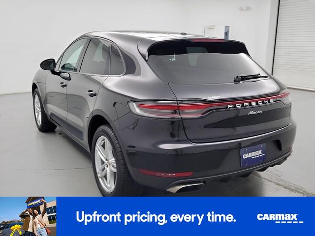 Photo of 2019 Black Porsche Macan