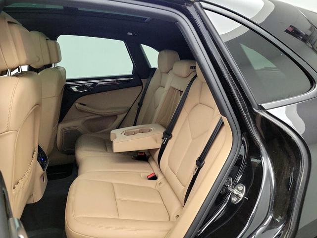 Photo of 2019 Black Porsche Macan