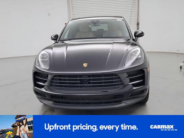 Photo of 2019 Black Porsche Macan