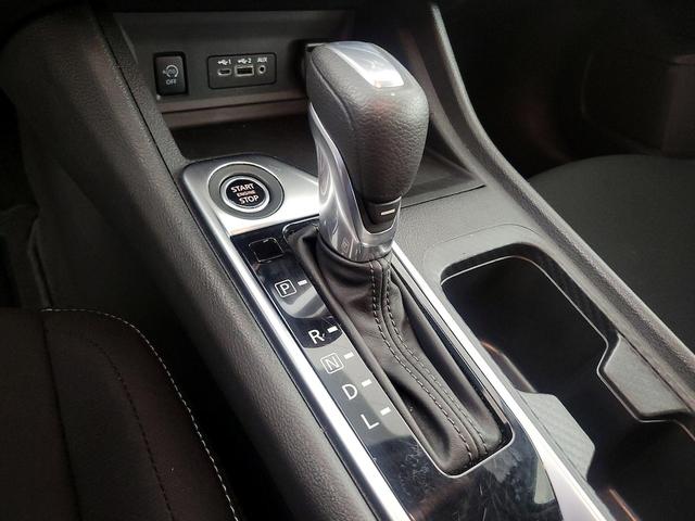 Photo of 2024 Gray Nissan Sentra