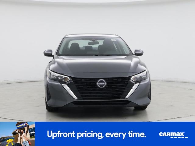 Photo of 2024 Gray Nissan Sentra