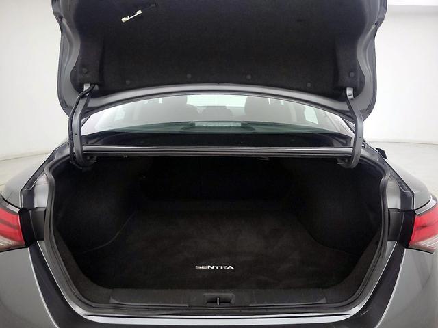 Photo of 2024 Gray Nissan Sentra
