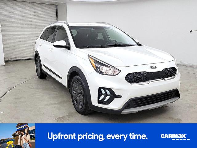 Photo of 2020 White Kia Niro
