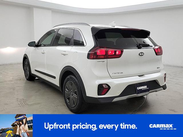 Photo of 2020 White Kia Niro