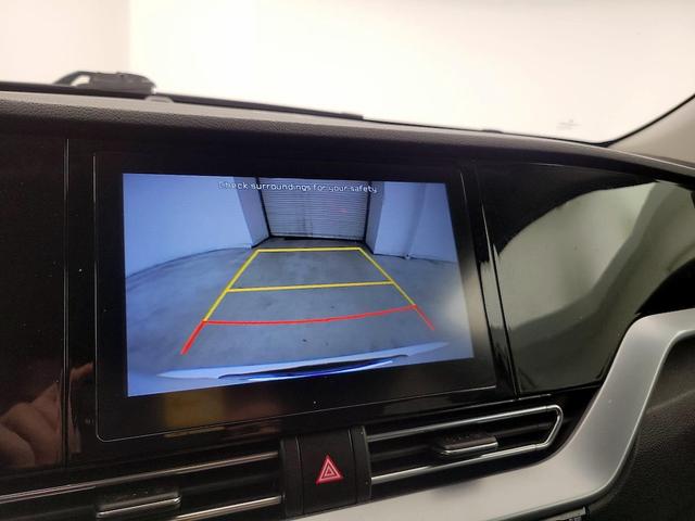 Photo of 2020 White Kia Niro