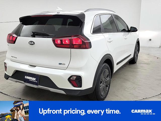 Photo of 2020 White Kia Niro