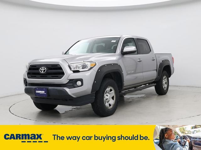 Photo of 2016 Silver Toyota Tacoma