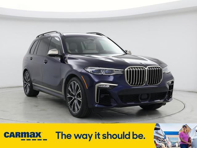 2022 BMW X7