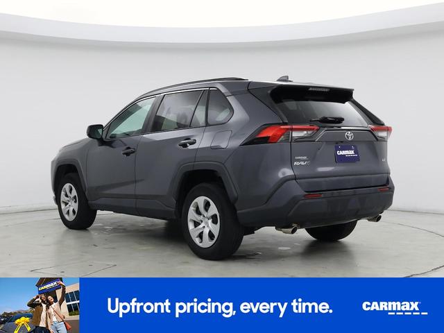 Photo of 2019 Gray Toyota RAV4