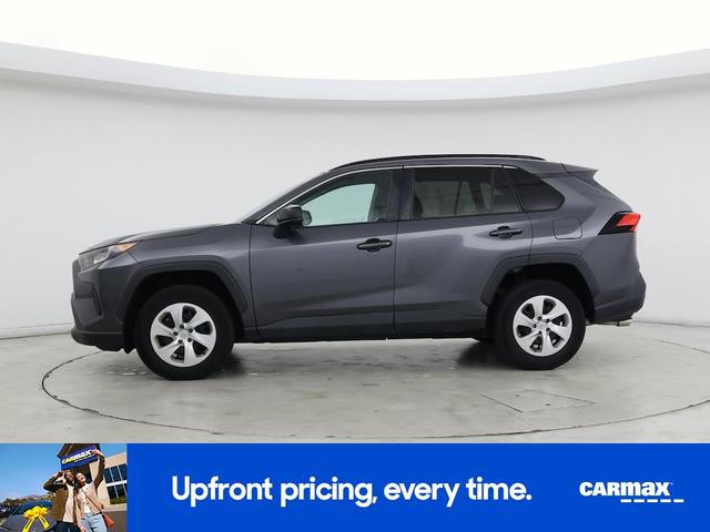 Photo of 2019 Gray Toyota RAV4