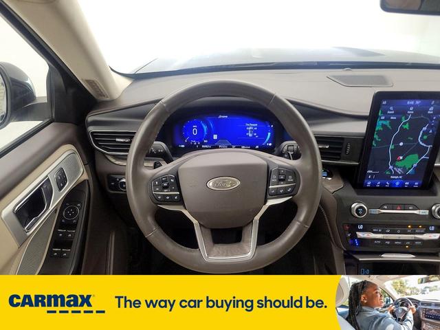 Photo of 2020 Blue Ford Explorer