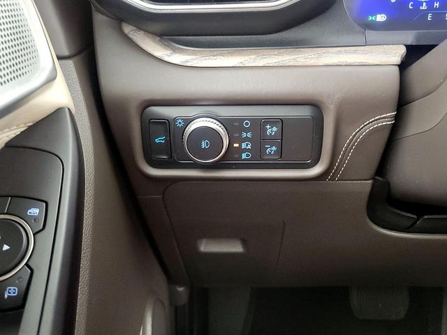 Photo of 2020 Blue Ford Explorer