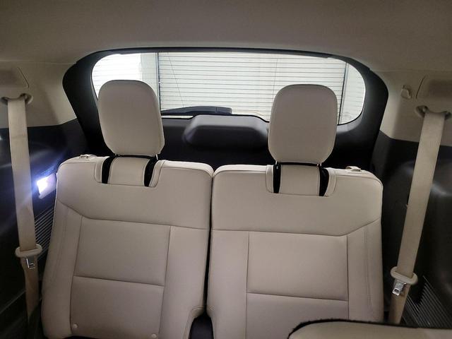 Photo of 2020 Blue Ford Explorer