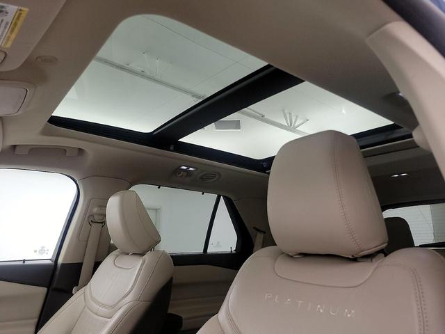Photo of 2020 Blue Ford Explorer