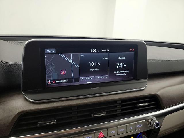 Photo of 2020 Black Kia Telluride