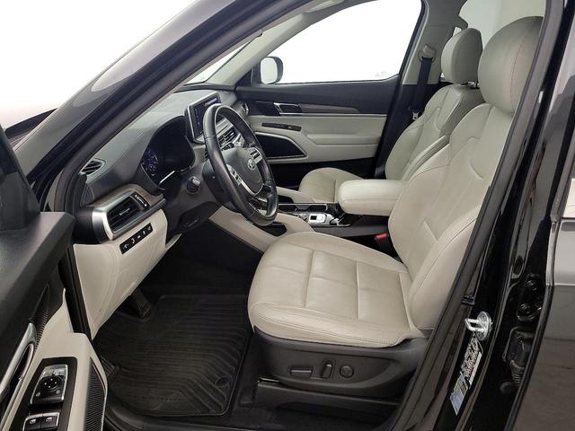 Photo of 2020 Black Kia Telluride