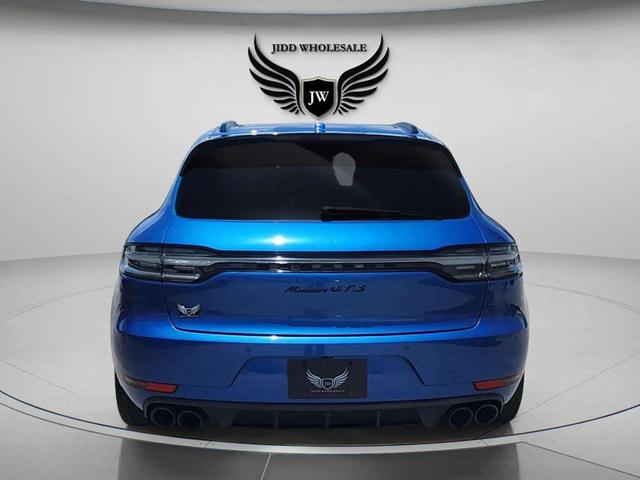 Photo of 2021 Blue Porsche Macan