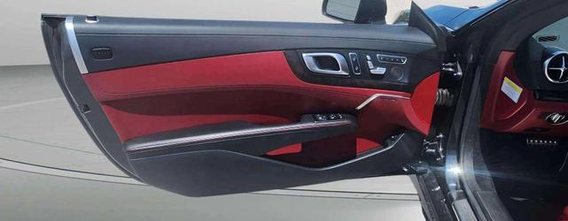 Photo of 2013 Black Mercedes-Benz SL-Class