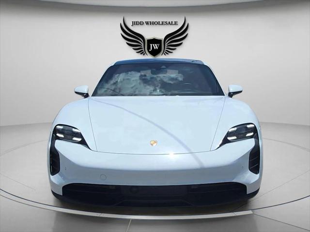 Photo of 2020 White Porsche Taycan