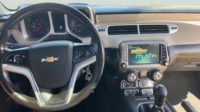 Photo of 2015 Black Chevrolet Camaro