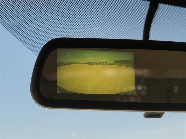 Photo of 2015 Summit White Chevrolet Express 2500