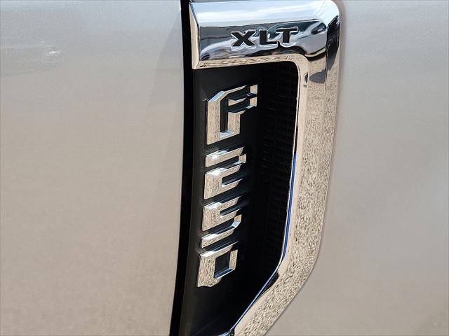 Photo of 2019 Ingot Silver Metallic Ford F-250